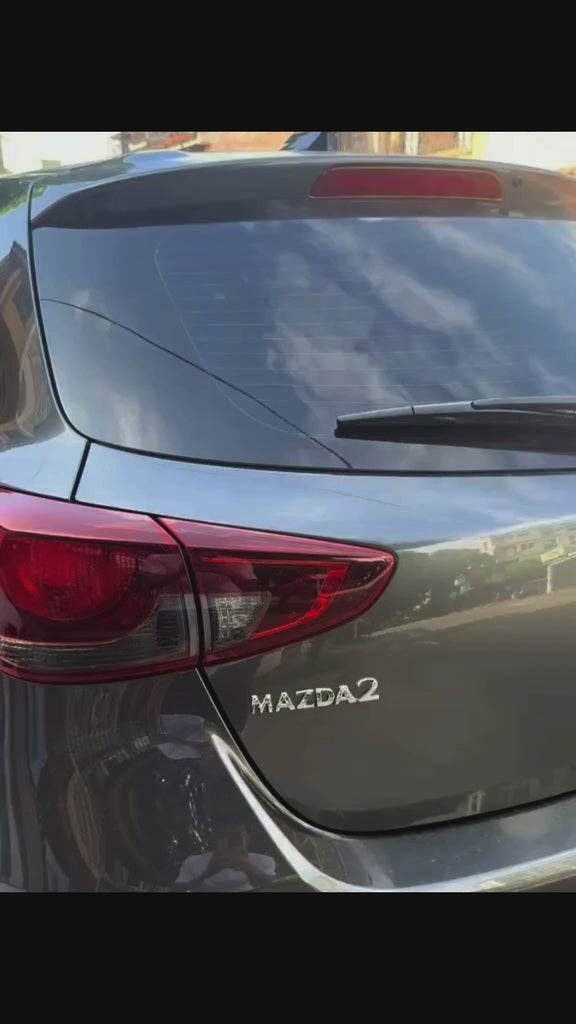 Consola Apoyabrazos - Mazda 2 Skyactive con Usb-C (2016 -2026) - Whole