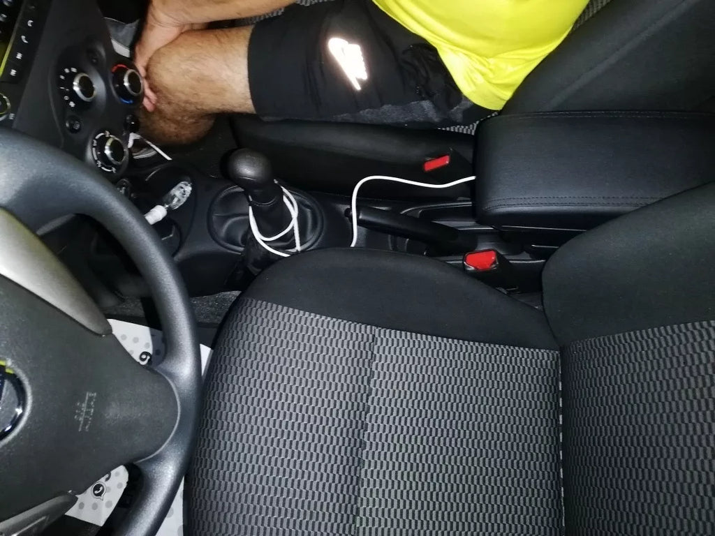 Consola Apoyabrazos - Nissan March (2012 -2026) - Slid