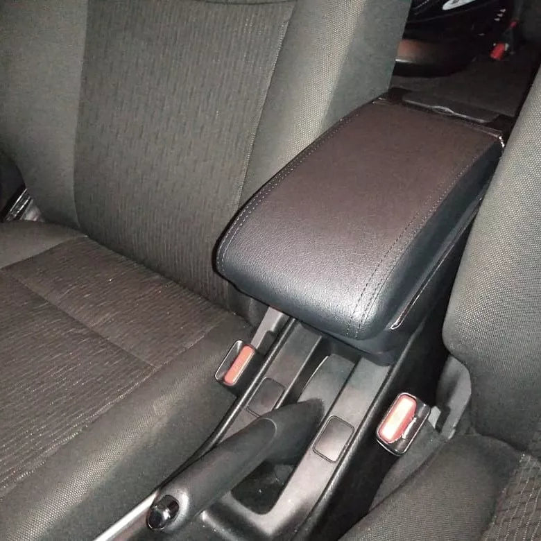 Consola Apoyabrazos - Suzuki Baleno - Elite